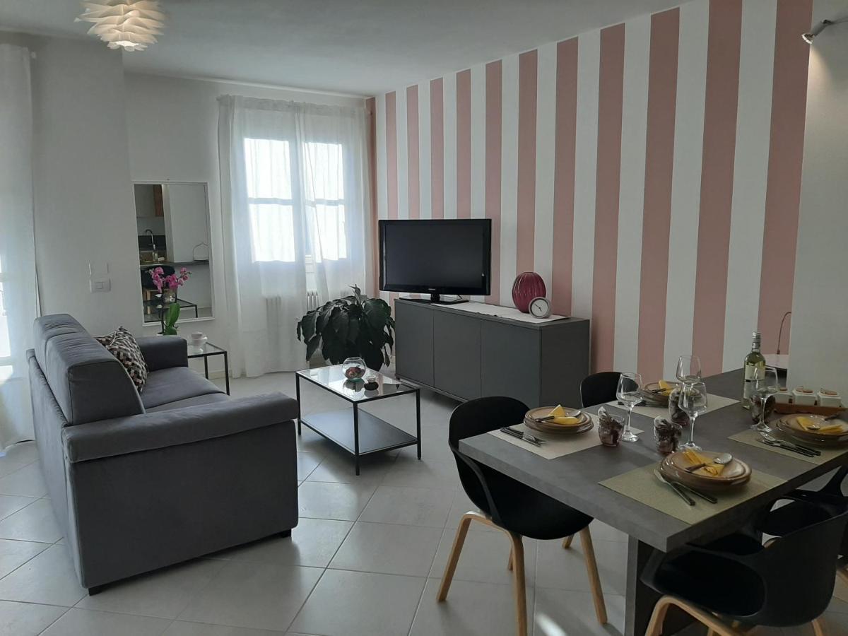 Appartamento 23 - Bilocale Vista Lago Toscolano Maderno Luaran gambar