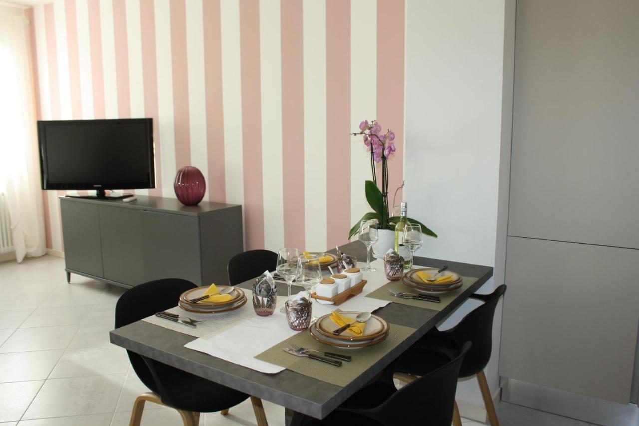 Appartamento 23 - Bilocale Vista Lago Toscolano Maderno Luaran gambar