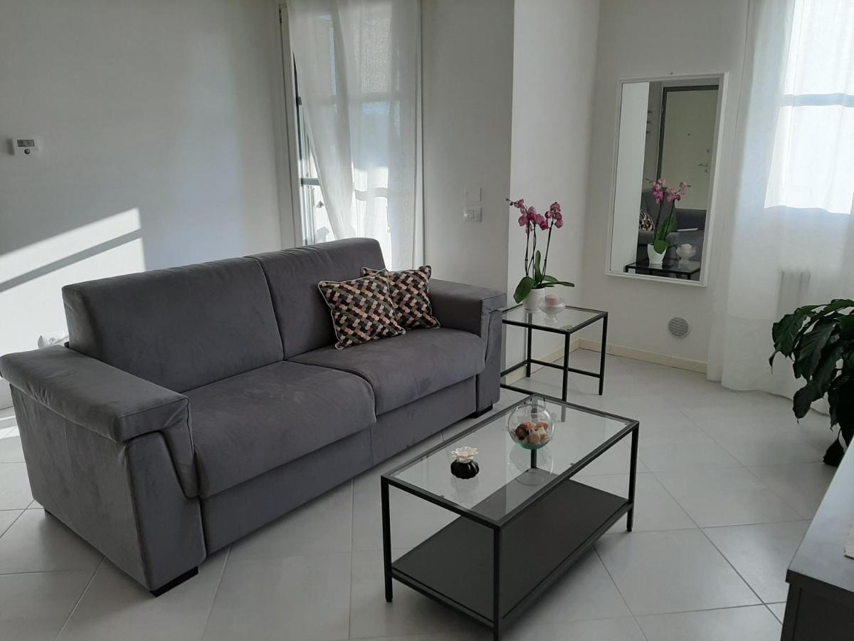Appartamento 23 - Bilocale Vista Lago Toscolano Maderno Luaran gambar
