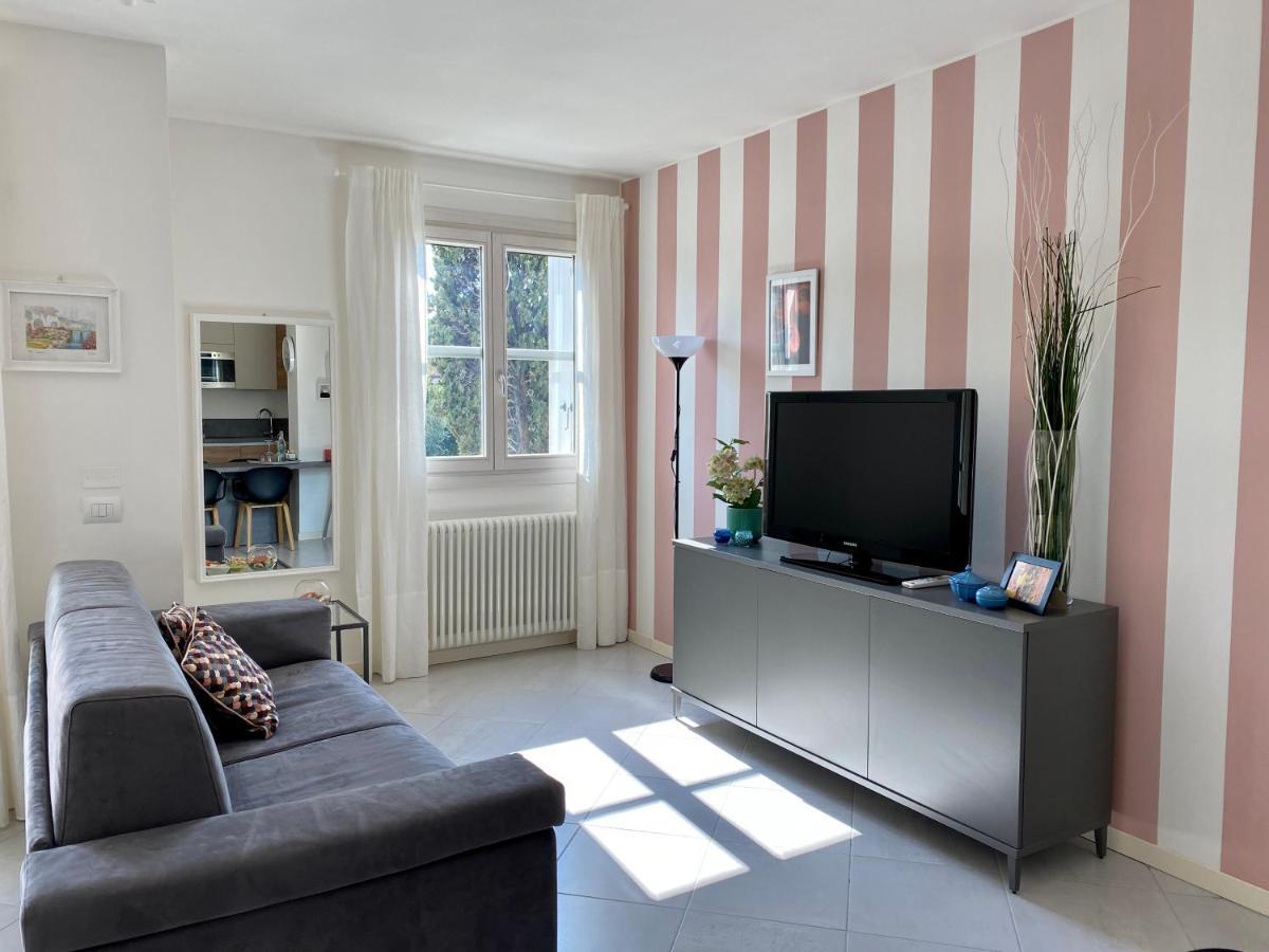 Appartamento 23 - Bilocale Vista Lago Toscolano Maderno Luaran gambar