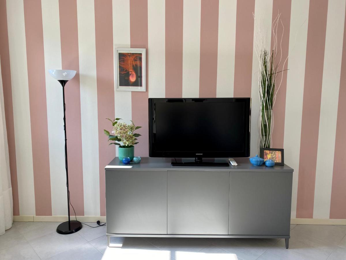 Appartamento 23 - Bilocale Vista Lago Toscolano Maderno Luaran gambar
